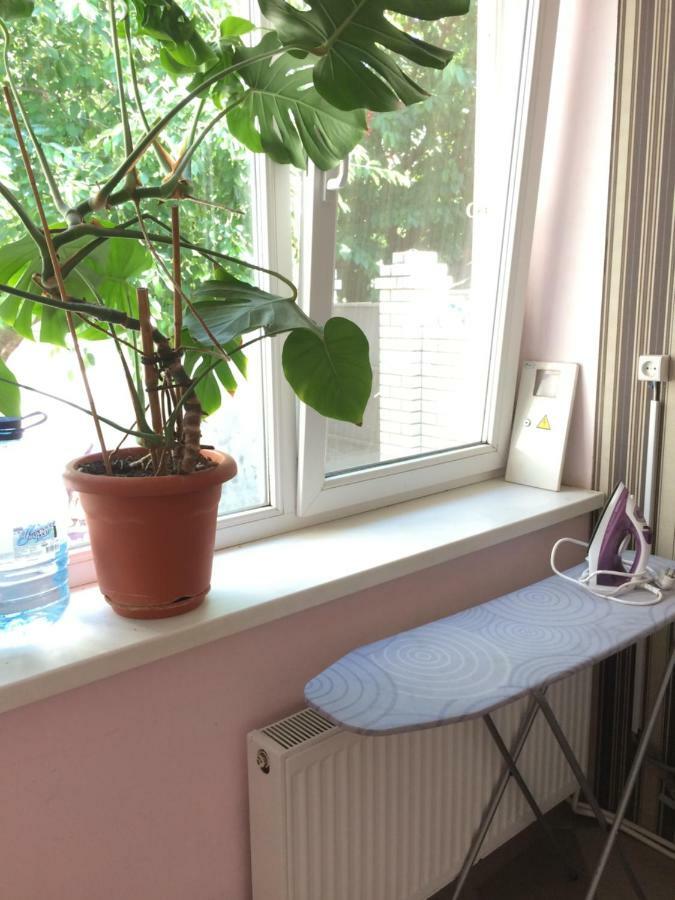 Room In The Guest House Одеса Екстер'єр фото